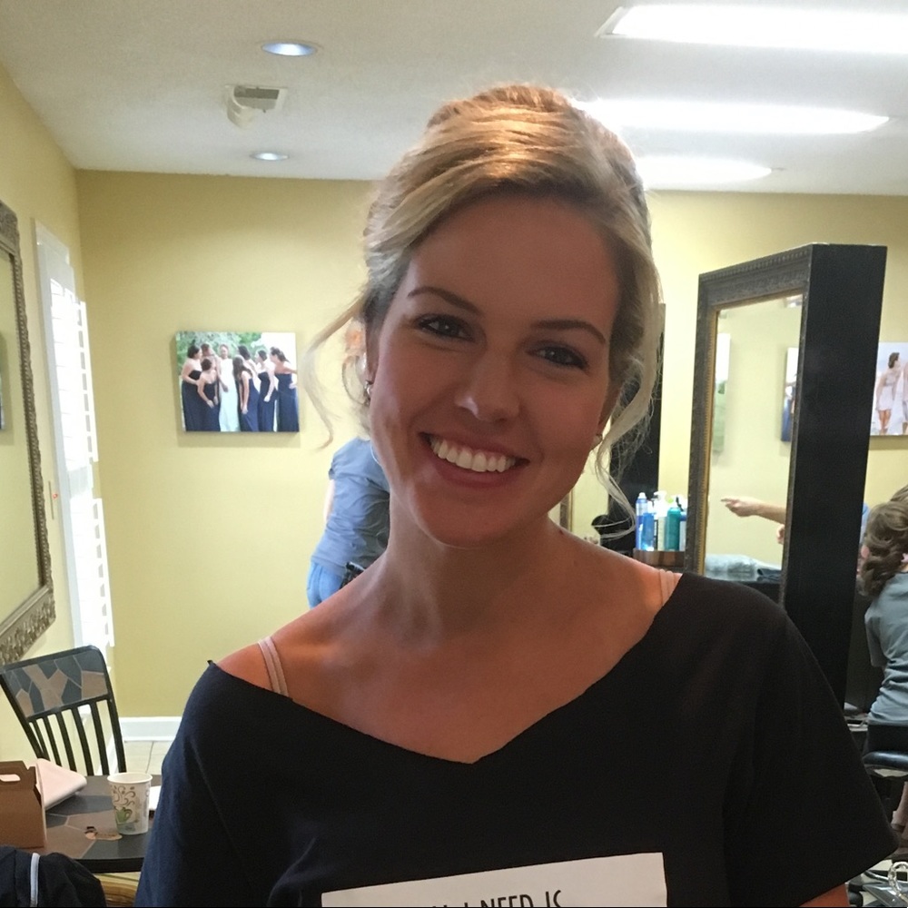 Meet your Posher, Liana